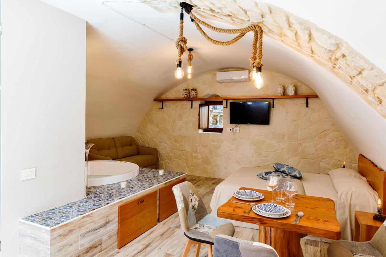 Il Galletto Viola, Luxury Room & Suite Palazzolo Acreide Eksteriør billede